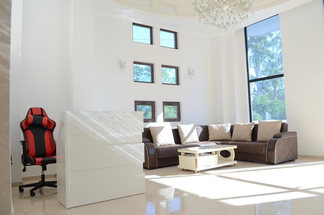 Отель Hotel Skyline Batumi Батуми-45